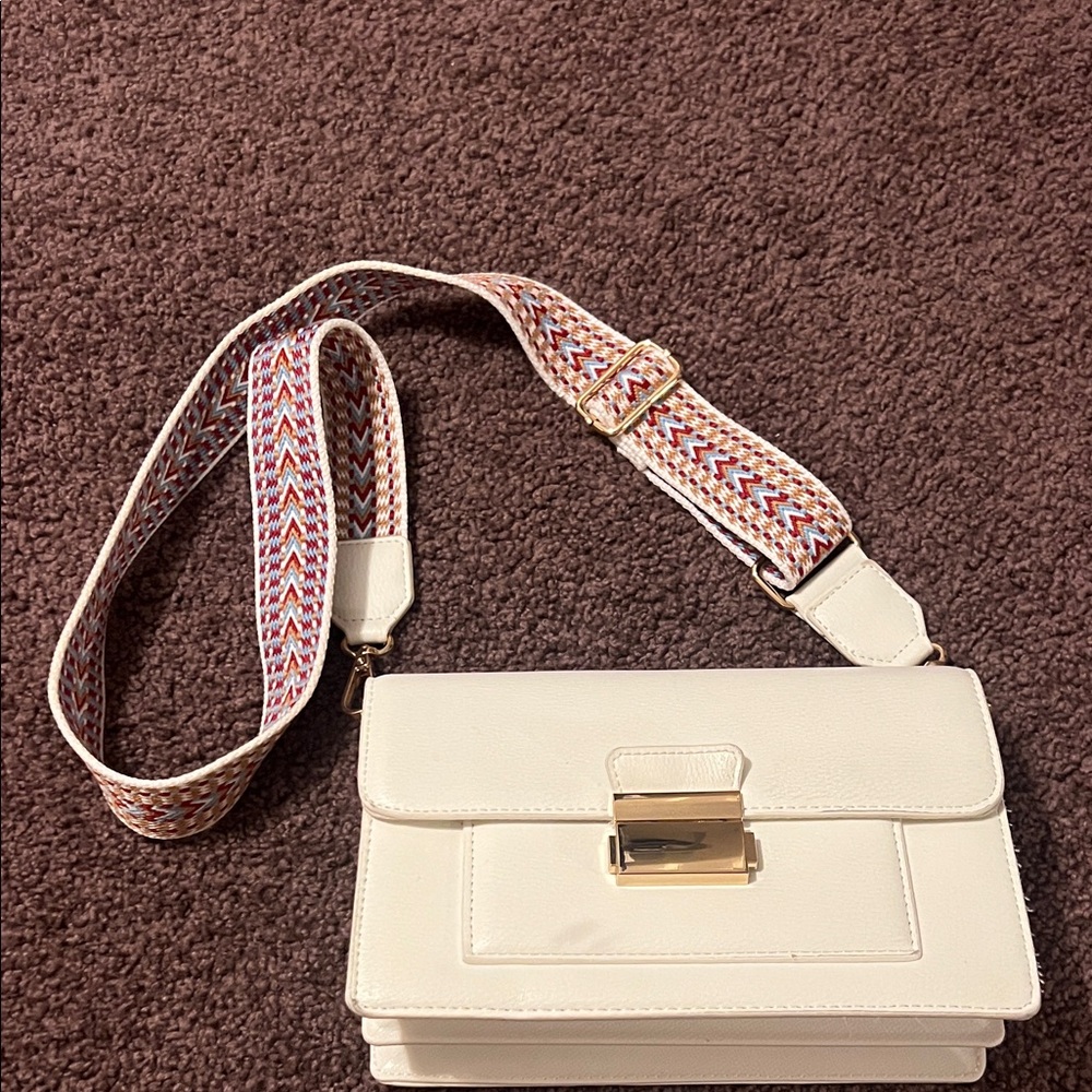 Elegant Cream Crossbody Bag